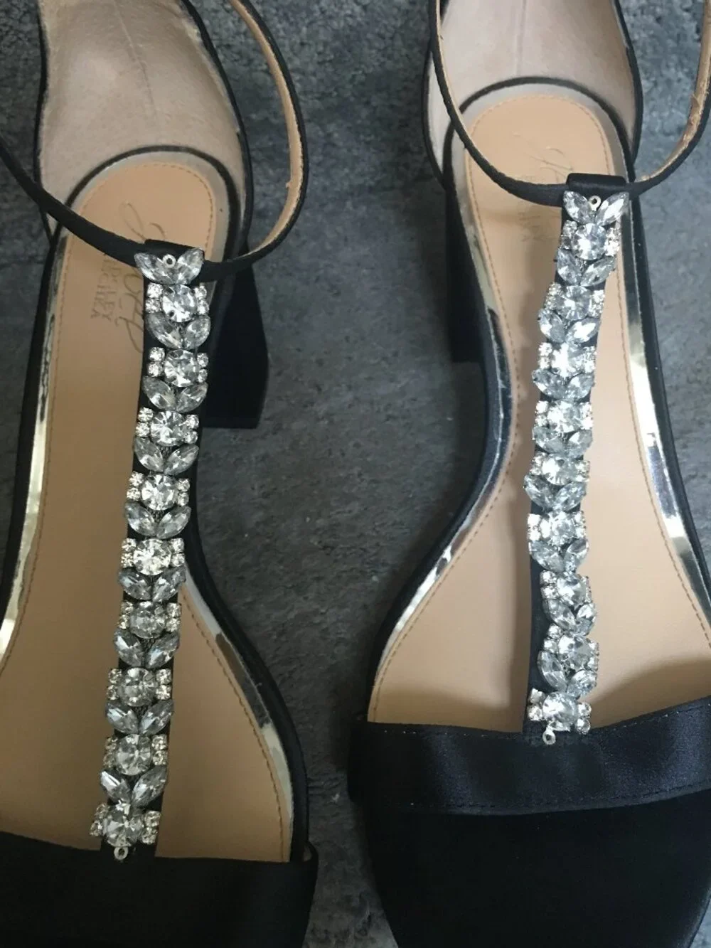 Women's Badgley Mischka Jewel T-Strap Metallic Formal Dress Sandals Size 9, EUC